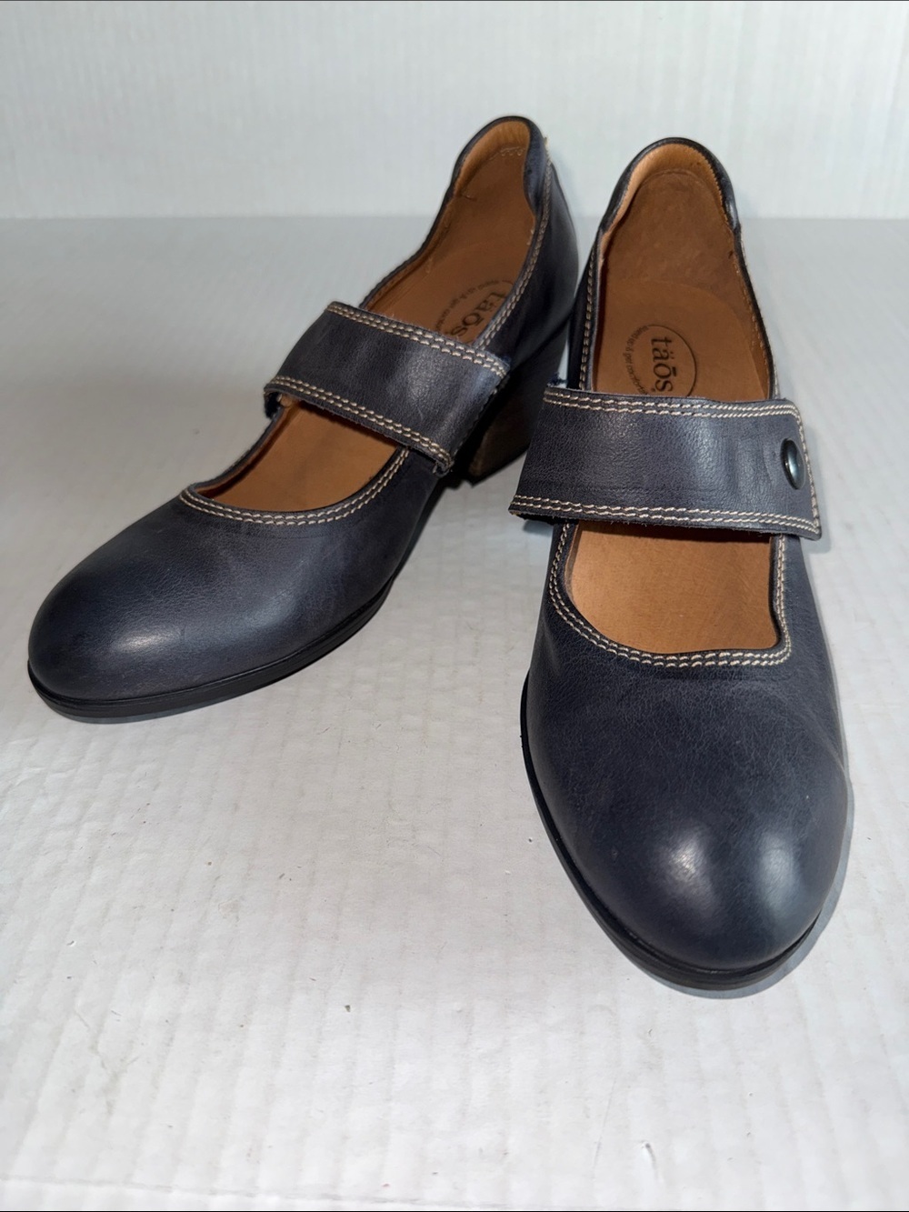 Taos Bluish Gray Wide Strap Leather Mary Jane Heels